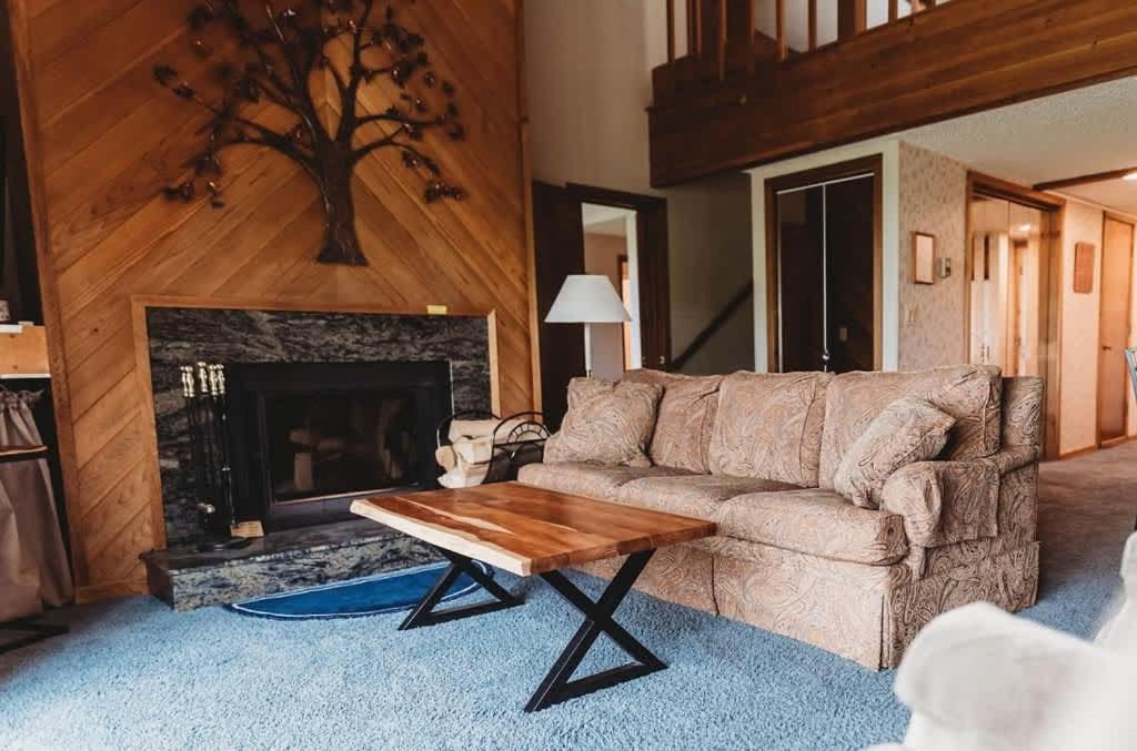 Top Floor Luxury, Sauna, Private Pool, Lake Bellaire Beach, 5 Beds, 4 Full Bath Bagian luar foto