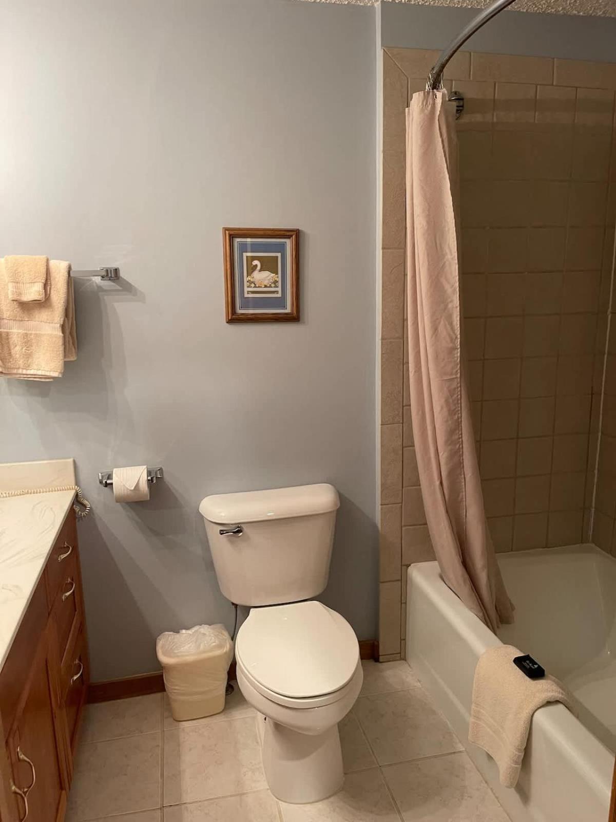 Top Floor Luxury, Sauna, Private Pool, Lake Bellaire Beach, 5 Beds, 4 Full Bath Bagian luar foto