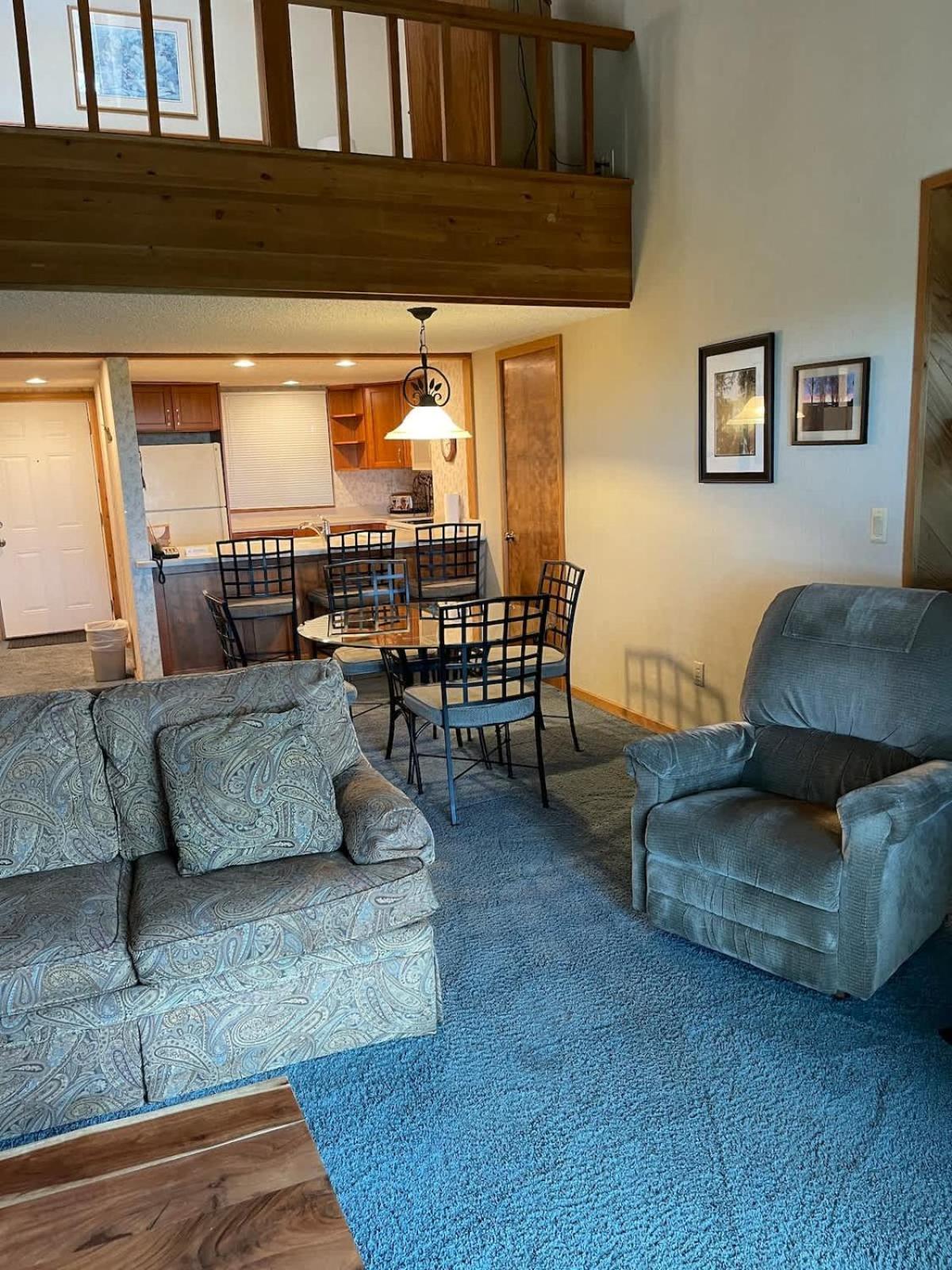 Top Floor Luxury, Sauna, Private Pool, Lake Bellaire Beach, 5 Beds, 4 Full Bath Bagian luar foto